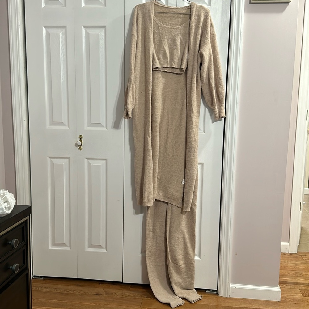 Tan Fuzzy Lounge Set
